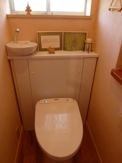 戸建の１/２階・トイレ・リフォーム